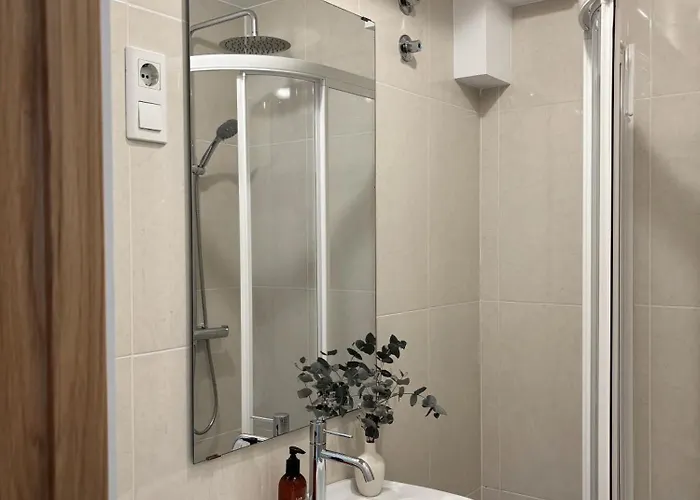 拉尔艾特兰提卡旅馆
