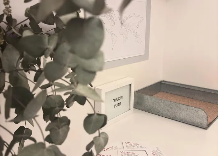 拉尔艾特兰提卡旅馆 招待所 比戈