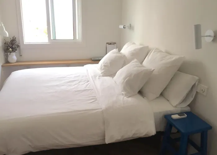 拉尔艾特兰提卡旅馆 招待所 比戈